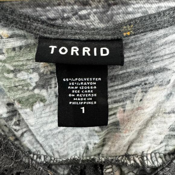 TORRID Gray Floral Sleeveless Lace Inset Split Back Tank Women Size 1 (1x) - Picture 3 of 10